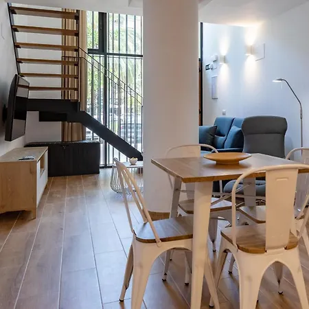 Travel Habitat Alameda Suites. Valencie