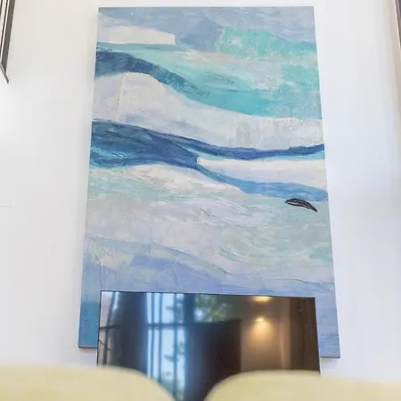 Travel Habitat Alameda Suites. * Valencie