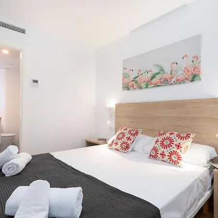 Apartment Travel Habitat Alameda Suites. Valencia