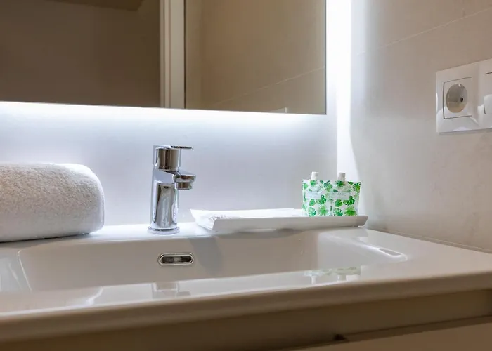 Apartamento Travel Habitat Alameda Suites.